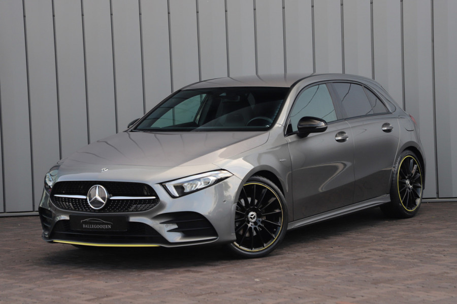 Mercedes-Benz A-Klasse 200 AMG Edition 1 | 163PK | Sfeerverlichting | Led | Widescreen | Stoelverwarming | Pdc | Cruise-control | 2018.