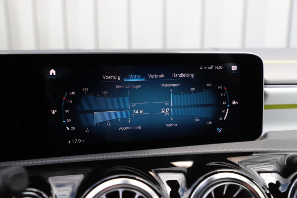 Mercedes-Benz A-Klasse 200 AMG Edition 1 | 163PK | Sfeerverlichting | Led | Widescreen | Stoelverwarming | Pdc | Cruise-control | 2018.