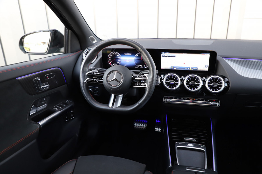 Mercedes-Benz GLA 250e AMG Aut8 | 218PK | Pano | Memory | Burmester | Keyles-go | Sfeerverlichting | Distronic | Multibeam | Stoelverw. | 2024.