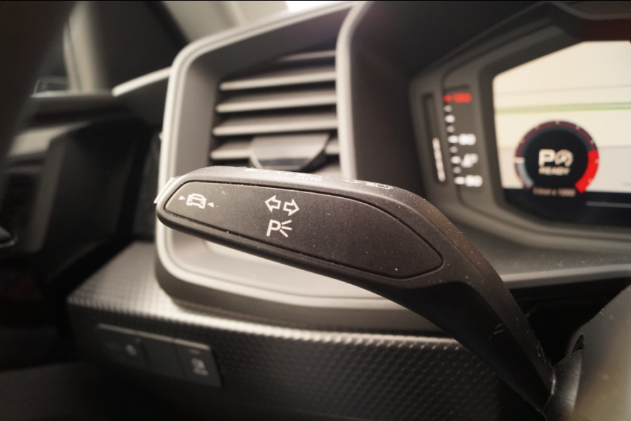Audi A1 Sportback 25 TFSI Automaat Pro Line -NAVI-ECC-PDC-