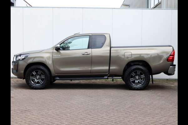 Toyota Hilux 2.8 D-4D XtraCab Professional Premium | Automaat | 3500 KG Trekg