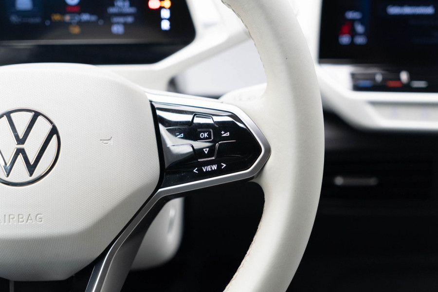 Volkswagen ID.3 First Plus 58 kWh |204PK|Carplay|Adaptive|Camera|