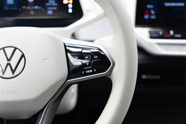 Volkswagen ID.3 First Plus 58 kWh |204PK|Carplay|Adaptive|Camera|