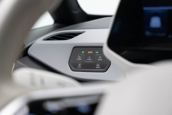 Volkswagen ID.3 First Plus 58 kWh |204PK|Carplay|Adaptive|Camera|