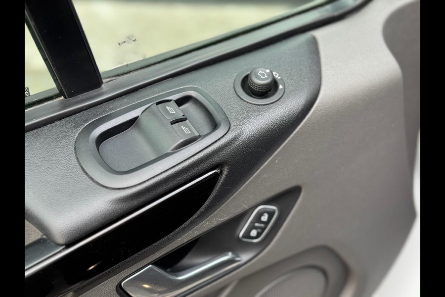 Ford Transit Custom 2.0 TDCI 130pk L2H1 Limited DC 5P | Navi | Camera | Leder | Trekhaak | Raptor Grill | CarPlay | Dubbel Cabine