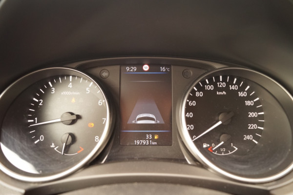 Nissan QASHQAI 1.3 DIG-T Bussines Edition -LEER-PANO-ECC-TREKHAAK-