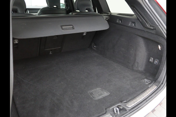 Volvo V60 2.0 T6 Recharge AWD R Design | Panoramadak | Trekhaak | Stoel & stuurverwarming | Carplay | Navigatie | Full LED