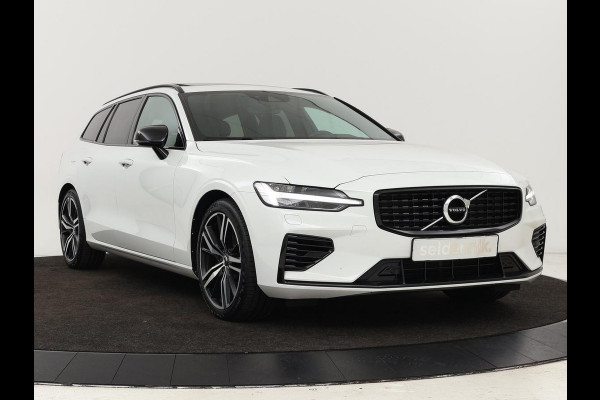 Volvo V60 2.0 T6 Recharge AWD R Design | Panoramadak | Trekhaak | Stoel & stuurverwarming | Carplay | Navigatie | Full LED