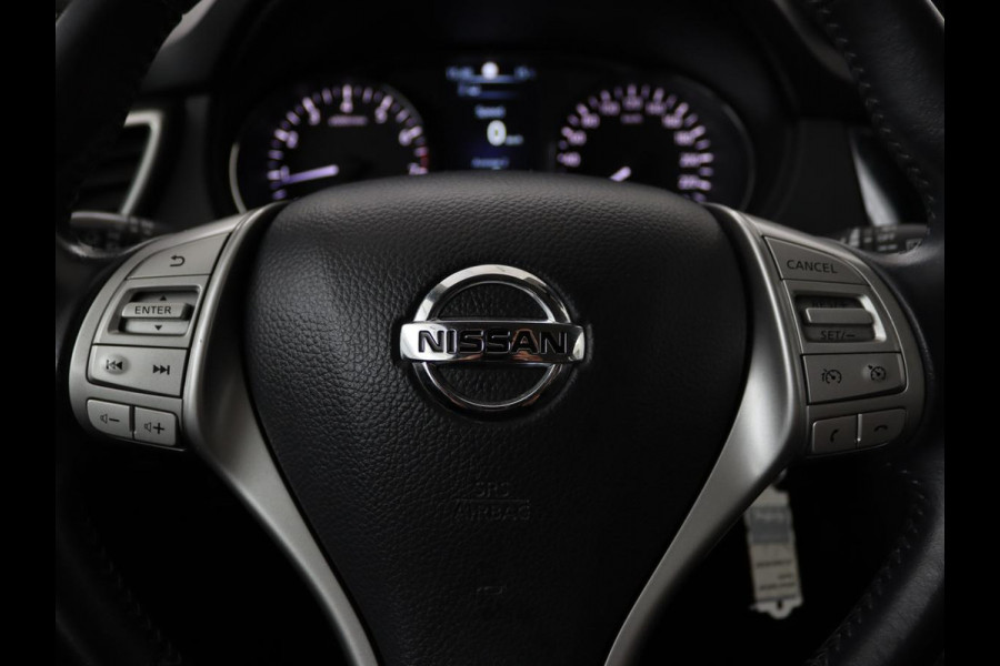 Nissan QASHQAI 1.2 Acenta | Stoelverwarming | Trekhaak | Camera | Navigatie | Climate control | Cruise control | Bluetooth