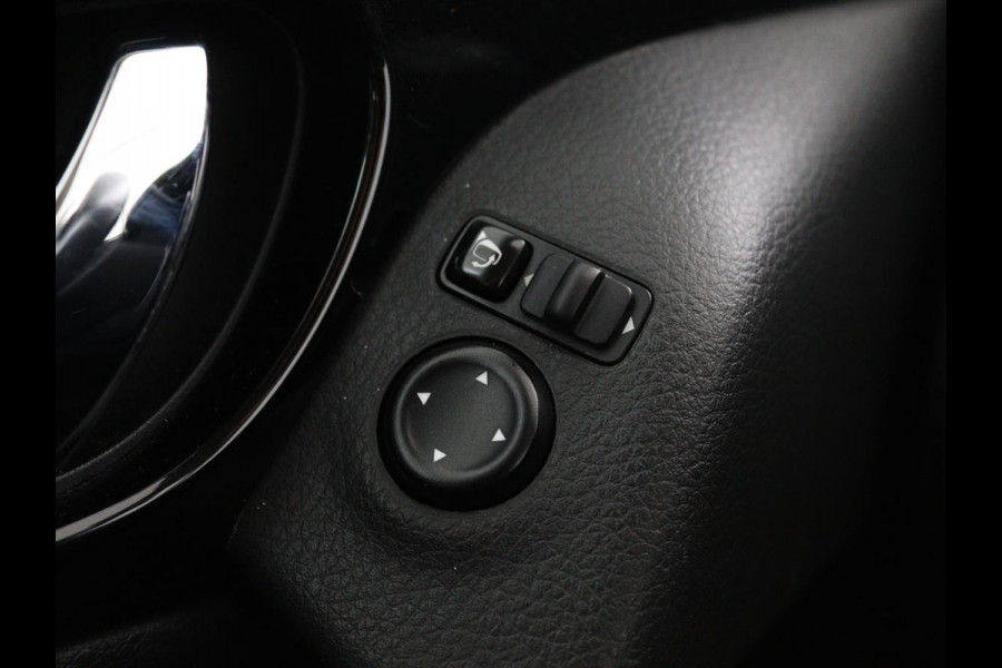 Nissan QASHQAI 1.2 Acenta | Stoelverwarming | Trekhaak | Camera | Navigatie | Climate control | Cruise control | Bluetooth