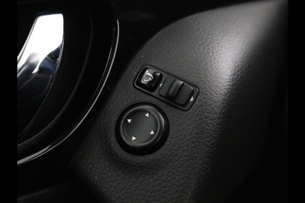 Nissan QASHQAI 1.2 Acenta | Stoelverwarming | Trekhaak | Camera | Navigatie | Climate control | Cruise control | Bluetooth