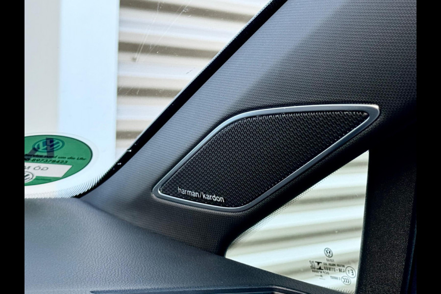 Volkswagen Golf 2.0 TSI GTI Pano/H&K/HuD/Matrix