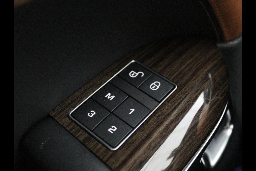 Land Rover Range Rover Sport 3.0 SDV6 HSE Dynamic | Panoramadak | Stoelventilatie | Head-Up | 360 camera | Meridian Sound | Carplay | Matrix LED | Keyless | Stuurverwarming | Dodehoek detectie | Navigatie