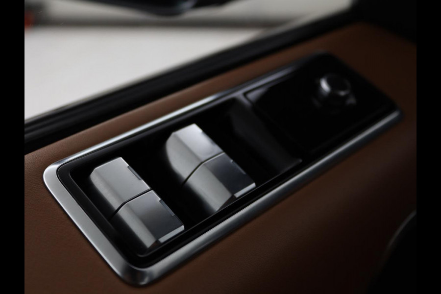 Land Rover Range Rover Sport 3.0 SDV6 HSE Dynamic | Panoramadak | Stoelventilatie | Head-Up | 360 camera | Meridian Sound | Carplay | Matrix LED | Keyless | Stuurverwarming | Dodehoek detectie | Navigatie