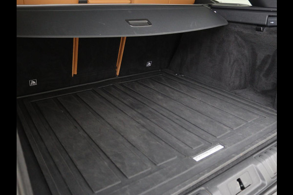 Land Rover Range Rover Sport 3.0 SDV6 HSE Dynamic | Panoramadak | Stoelventilatie | Head-Up | 360 camera | Meridian Sound | Carplay | Matrix LED | Keyless | Stuurverwarming | Dodehoek detectie | Navigatie
