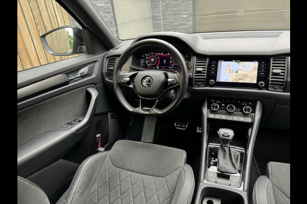 Škoda Kodiaq 1.5 TSI Sportline Automaat | Trekhaak uitklapbaar | Navigatiesysteem | Stoelverwarming | Stuurverwarming | Getint glas | Cruise