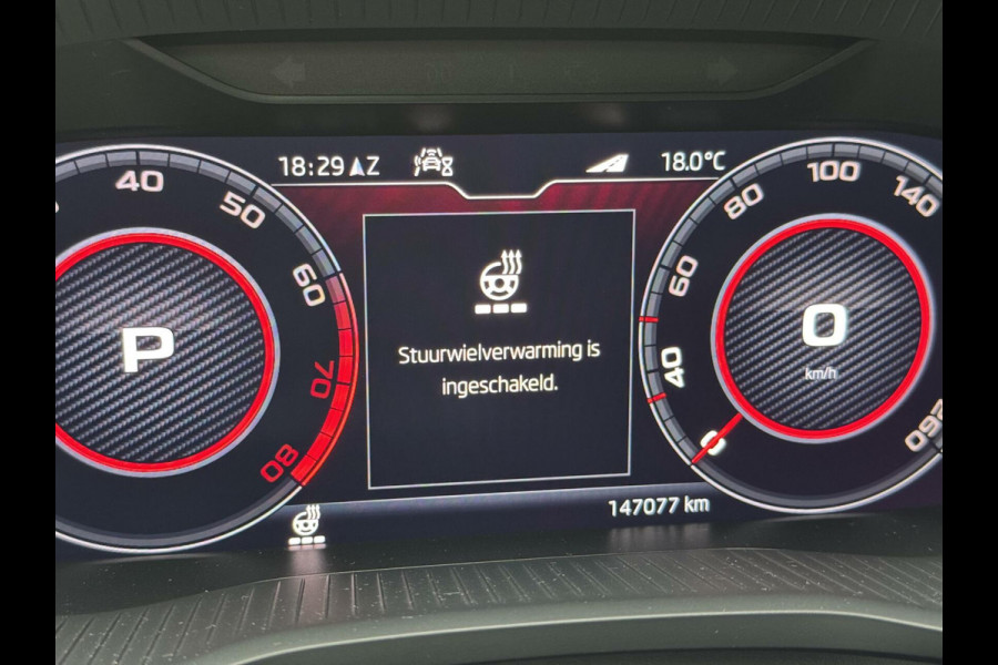 Škoda Kodiaq 1.5 TSI Sportline Automaat | Trekhaak uitklapbaar | Navigatiesysteem | Stoelverwarming | Stuurverwarming | Getint glas | Cruise
