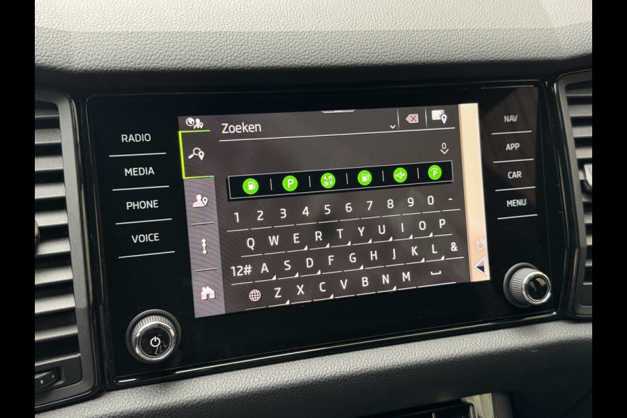 Škoda Kodiaq 1.5 TSI Sportline Automaat | Trekhaak uitklapbaar | Navigatiesysteem | Stoelverwarming | Stuurverwarming | Getint glas | Cruise