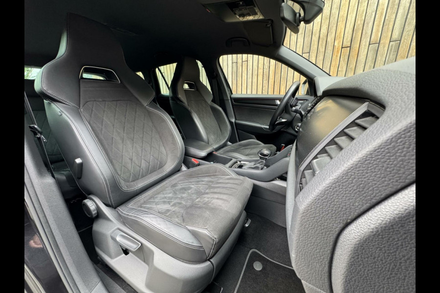 Škoda Kodiaq 1.5 TSI Sportline Automaat | Trekhaak uitklapbaar | Navigatiesysteem | Stoelverwarming | Stuurverwarming | Getint glas | Cruise