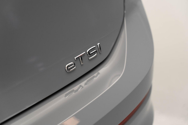 Volkswagen Golf 1.5 eTSI R-Line Business |3x R-Line|Pano|Ambient|VOLL|