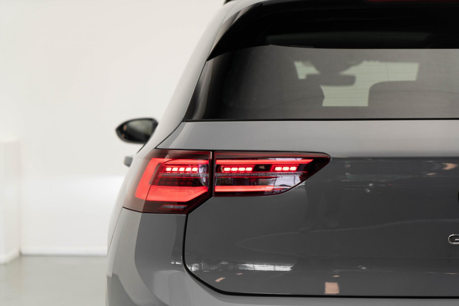 Volkswagen Golf 1.5 eTSI R-Line Business |3x R-Line|Pano|Ambient|VOLL|