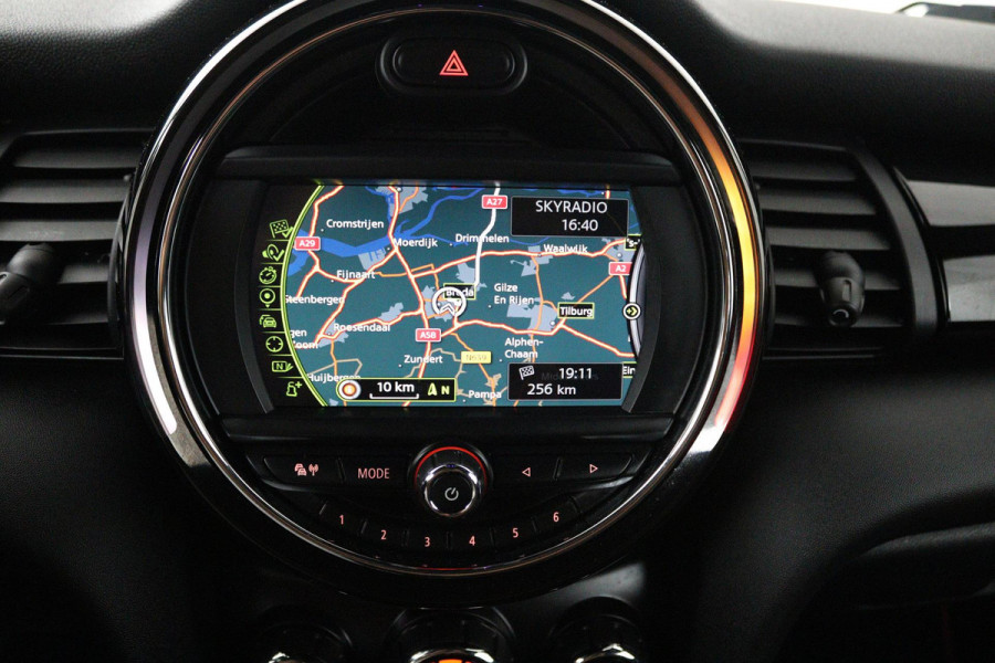 MINI Mini 1.5 Cooper Pepper Business (NAVIGATIE, CLIMA, STUURBEDIENING, MULTIMEDIA)