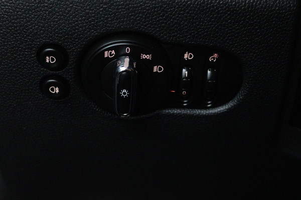 MINI Mini 1.5 Cooper Pepper Business (NAVIGATIE, CLIMA, STUURBEDIENING, MULTIMEDIA)