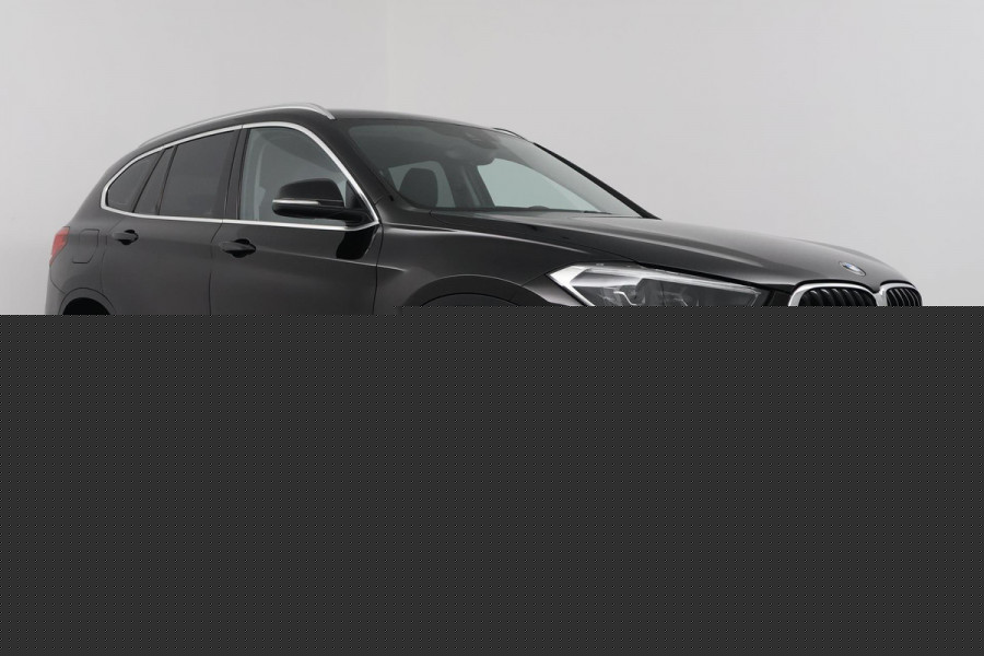 BMW X1 SDrive18i Executive Edition Automaat (NAVIGATIE, STOELVERWARMING, LED, PDC, 1e EIGENAAR, GOED ONDERHOUDEN)