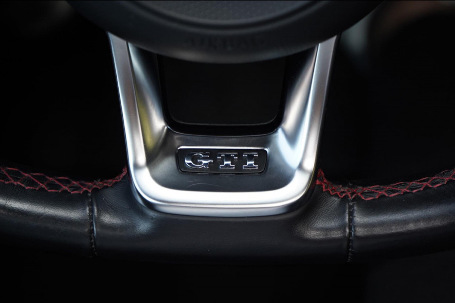 Volkswagen Polo 2.0 TSI GTI | PANO | ACC | VIRTUAL COCKPIT