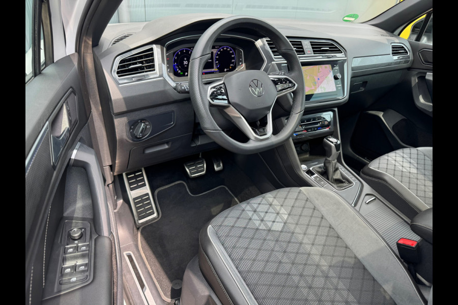 Volkswagen Tiguan 1.5 TSI * R-Line * Panorama * Visueel Cockpit * Trekhaak *
