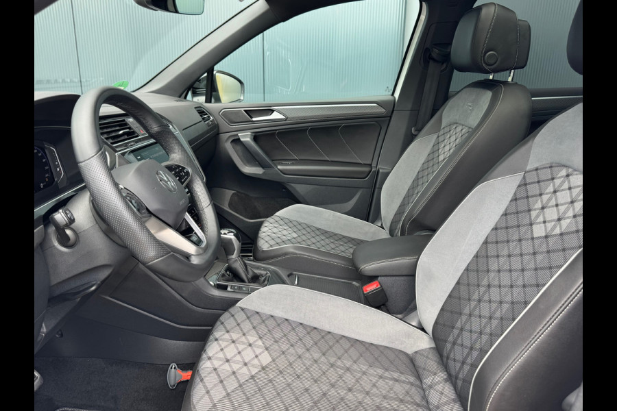 Volkswagen Tiguan 1.5 TSI * R-Line * Panorama * Visueel Cockpit * Trekhaak *