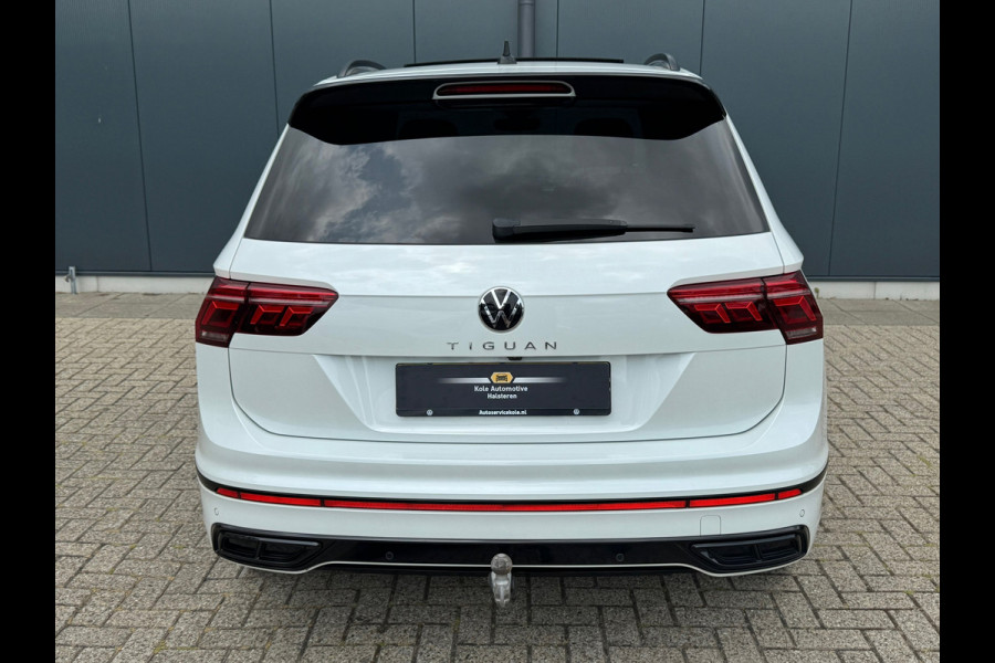 Volkswagen Tiguan 1.5 TSI * R-Line * Panorama * Visueel Cockpit * Trekhaak *