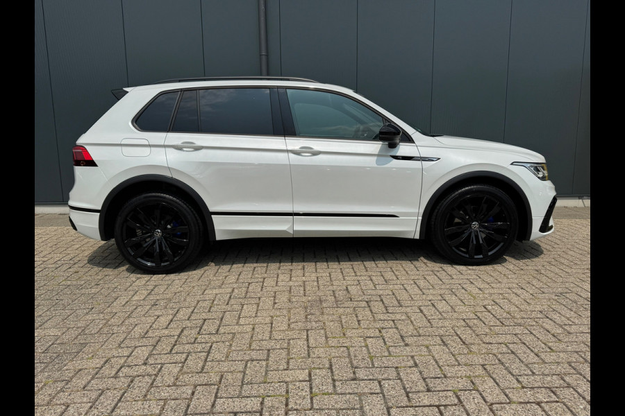 Volkswagen Tiguan 1.5 TSI * R-Line * Panorama * Visueel Cockpit * Trekhaak *
