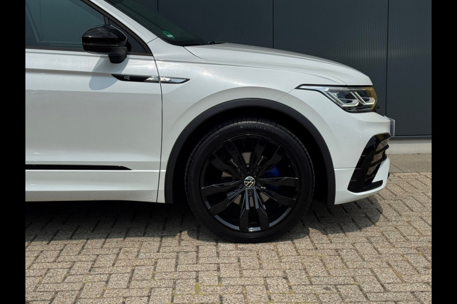 Volkswagen Tiguan 1.5 TSI * R-Line * Panorama * Visueel Cockpit * Trekhaak *