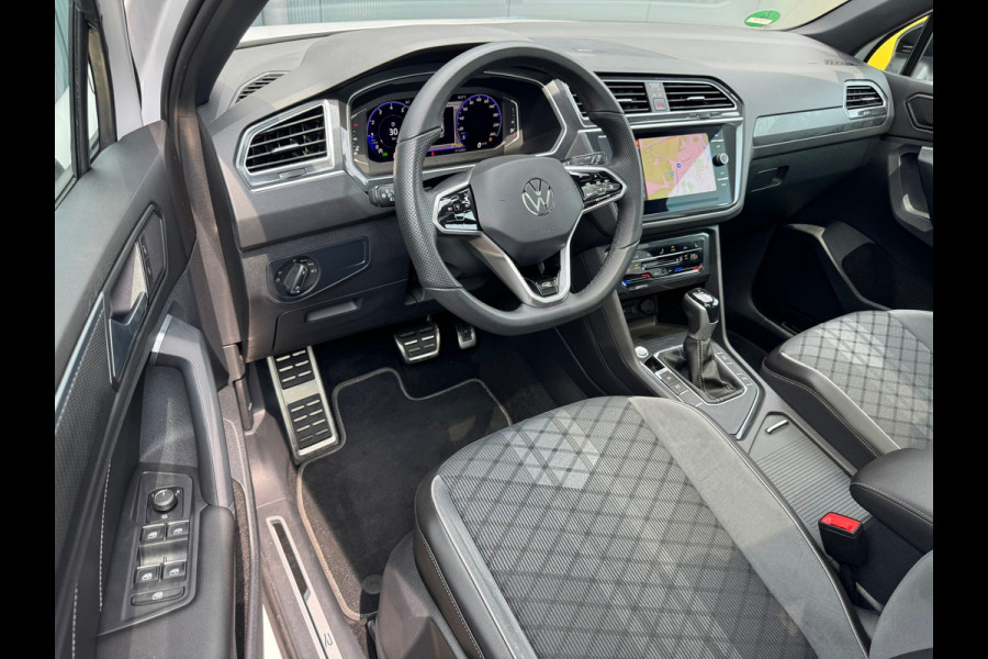 Volkswagen Tiguan 1.5 TSI * R-Line * Panorama * Visueel Cockpit * Trekhaak *