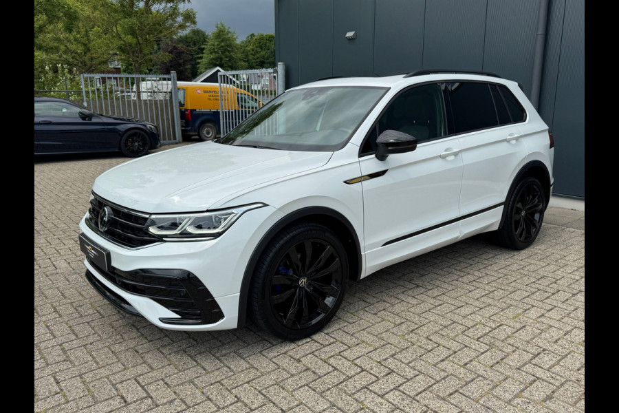 Volkswagen Tiguan 1.5 TSI * R-Line * Panorama * Visueel Cockpit * Trekhaak *