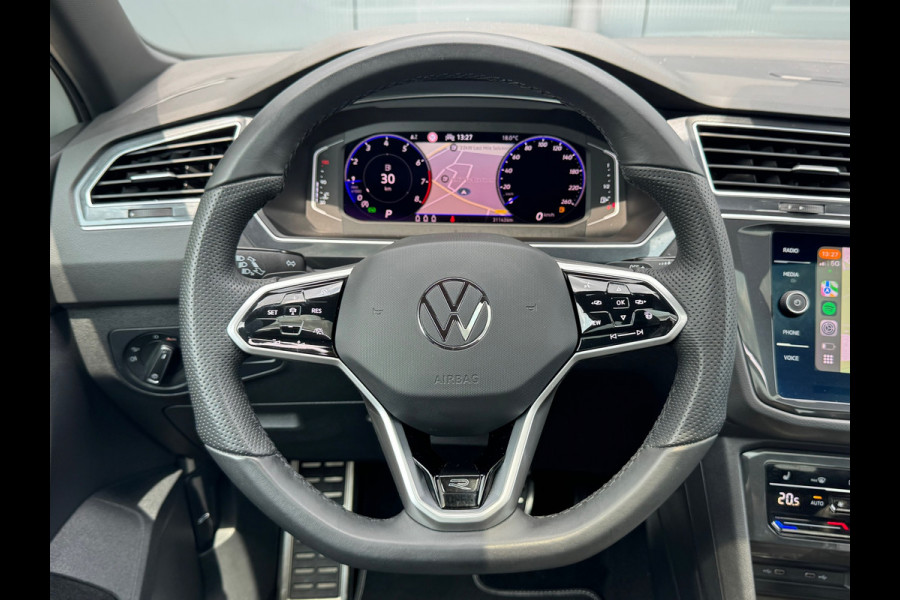 Volkswagen Tiguan 1.5 TSI * R-Line * Panorama * Visueel Cockpit * Trekhaak *