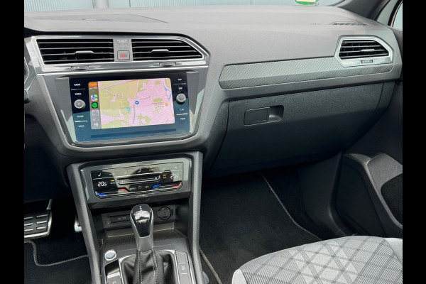 Volkswagen Tiguan 1.5 TSI * R-Line * Panorama * Visueel Cockpit * Trekhaak *