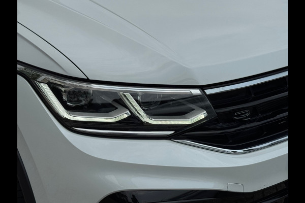 Volkswagen Tiguan 1.5 TSI * R-Line * Panorama * Visueel Cockpit * Trekhaak *