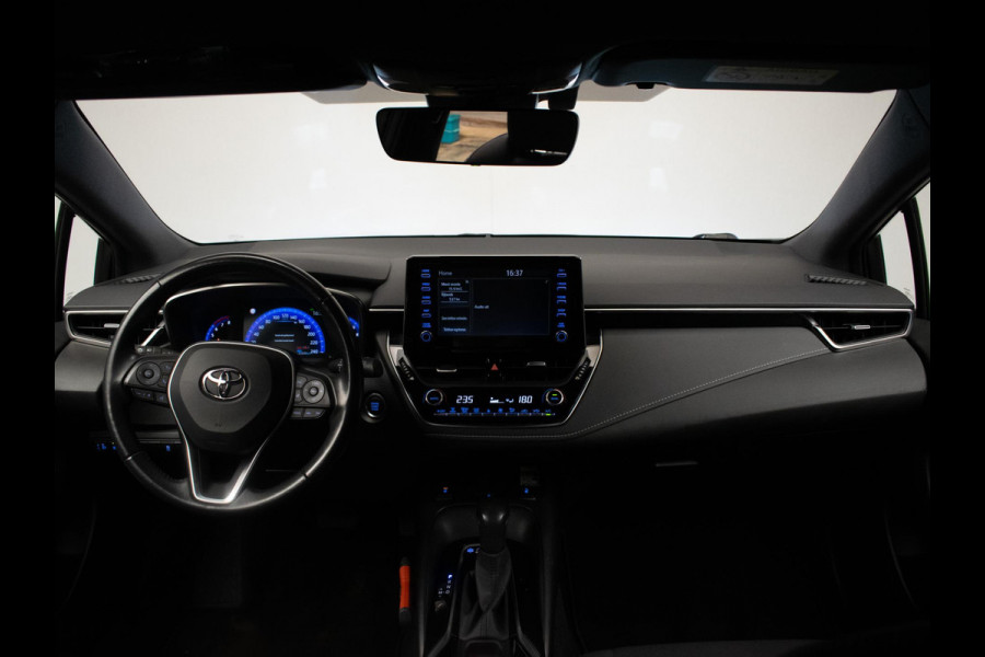 Toyota Corolla Touring Sports 1.2 Turbo Dynamic Sport (APPLE CARPLAY,NAVI,LED,CRUISE,CLIMATE,STOELVERWARMING,TREKHAAK,CAMERA,PDC)