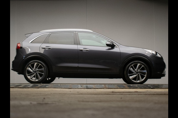 Kia Niro 1.6 GDi Hybrid Edition Sport (SCHUIFDAK,APPLE CARPLAY,NAVI,STOELVERWARMING,CAMERA,CRUISE,CLIMATE,PDC,NETTESTAAT)