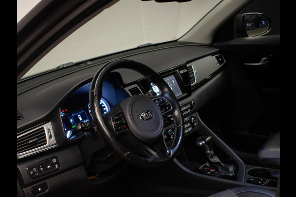 Kia Niro 1.6 GDi Hybrid Edition Sport (SCHUIFDAK,APPLE CARPLAY,NAVI,STOELVERWARMING,CAMERA,CRUISE,CLIMATE,PDC,NETTESTAAT)