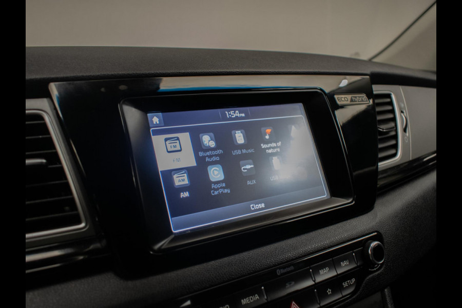 Kia Niro 1.6 GDi Hybrid Edition Sport (SCHUIFDAK,APPLE CARPLAY,NAVI,STOELVERWARMING,CAMERA,CRUISE,CLIMATE,PDC,NETTESTAAT)