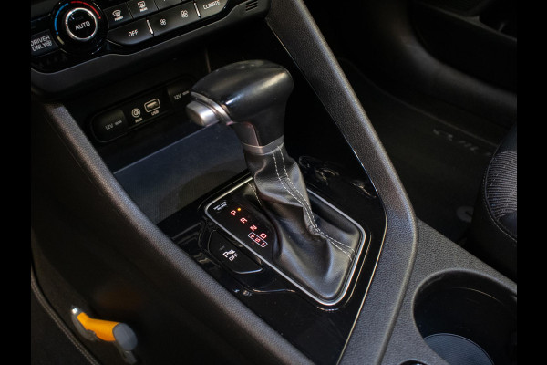 Kia Niro 1.6 GDi Hybrid Edition Sport (SCHUIFDAK,APPLE CARPLAY,NAVI,STOELVERWARMING,CAMERA,CRUISE,CLIMATE,PDC,NETTESTAAT)