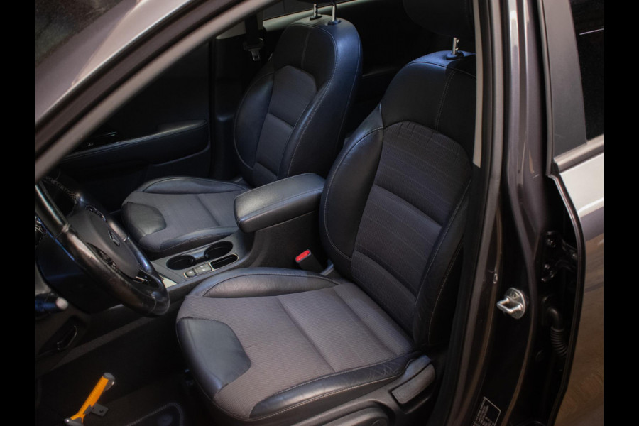 Kia Niro 1.6 GDi Hybrid Edition Sport (SCHUIFDAK,APPLE CARPLAY,NAVI,STOELVERWARMING,CAMERA,CRUISE,CLIMATE,PDC,NETTESTAAT)