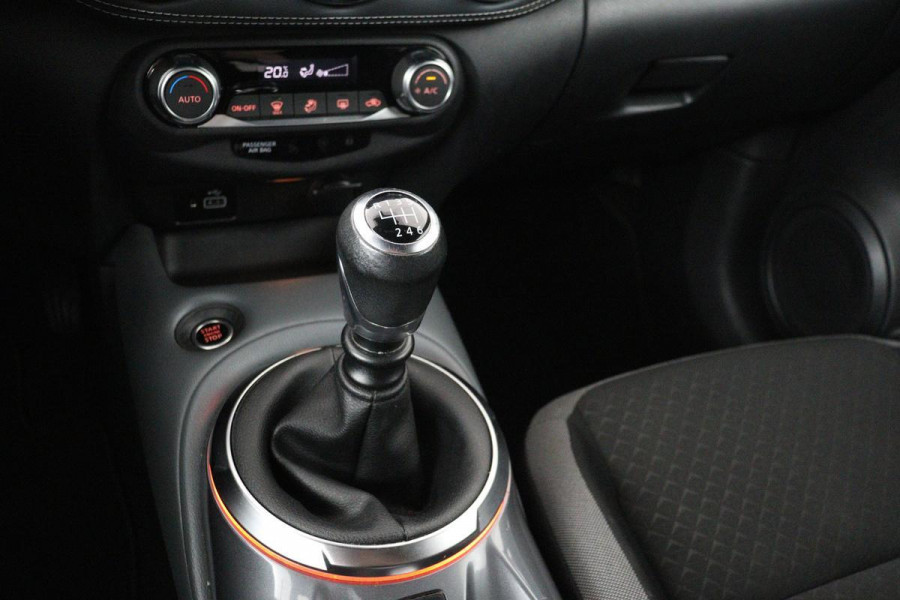 Nissan Juke 1.0 DIG-T N-Connecta | Carplay | Camera | Full LED | Keyless | Climate control | Cruise control