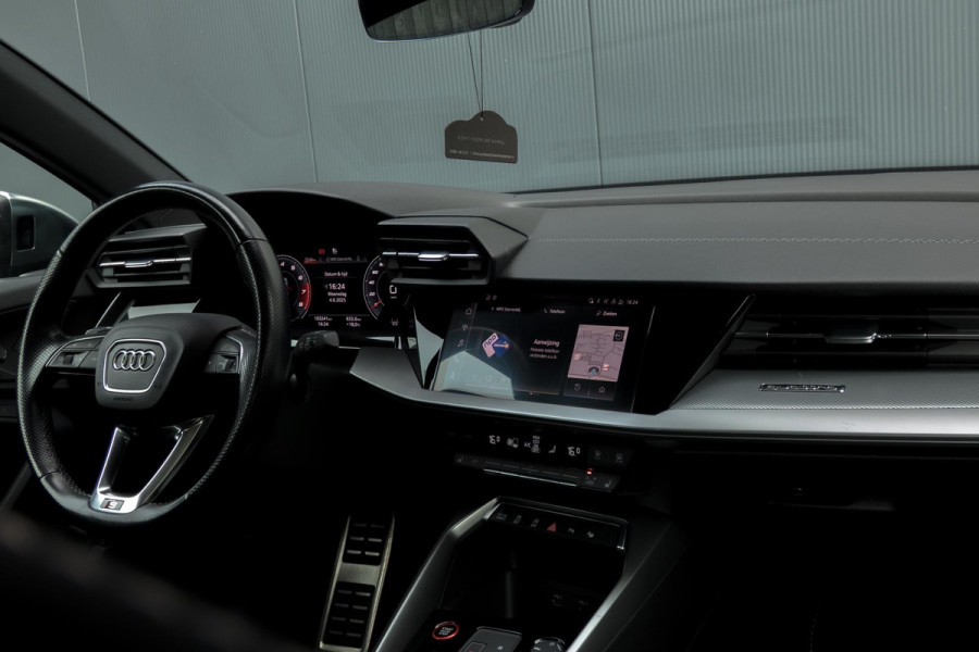 Audi A3 Limousine 2.0 TFSI quattro S3 Edition One | HEAD UP | RS SPORSTOELEN | MASSAGE STOELEN | BANG & OLUFSEN | PANO