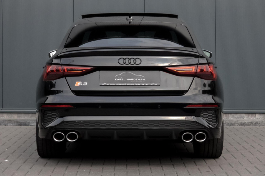 Audi A3 Limousine 2.0 TFSI quattro S3 Edition One | HEAD UP | RS SPORSTOELEN | MASSAGE STOELEN | BANG & OLUFSEN | PANO