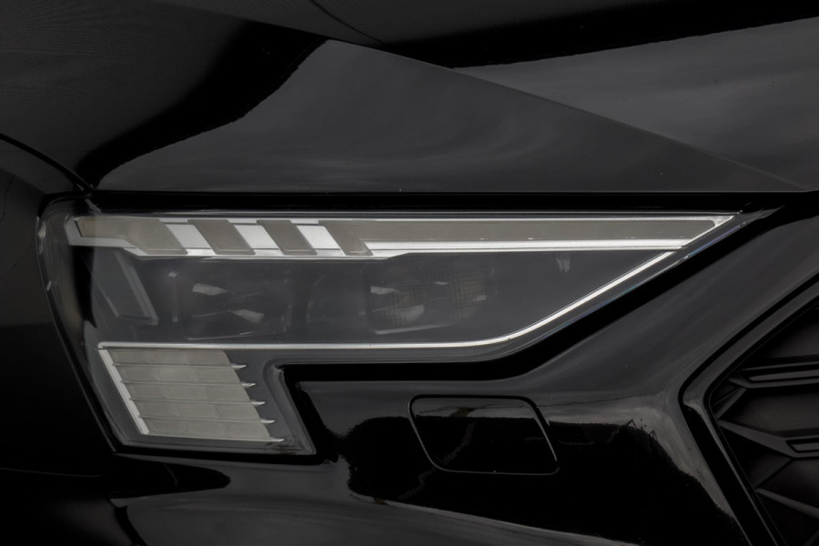 Audi A3 Limousine 2.0 TFSI quattro S3 Edition One | HEAD UP | RS SPORSTOELEN | MASSAGE STOELEN | BANG & OLUFSEN | PANO