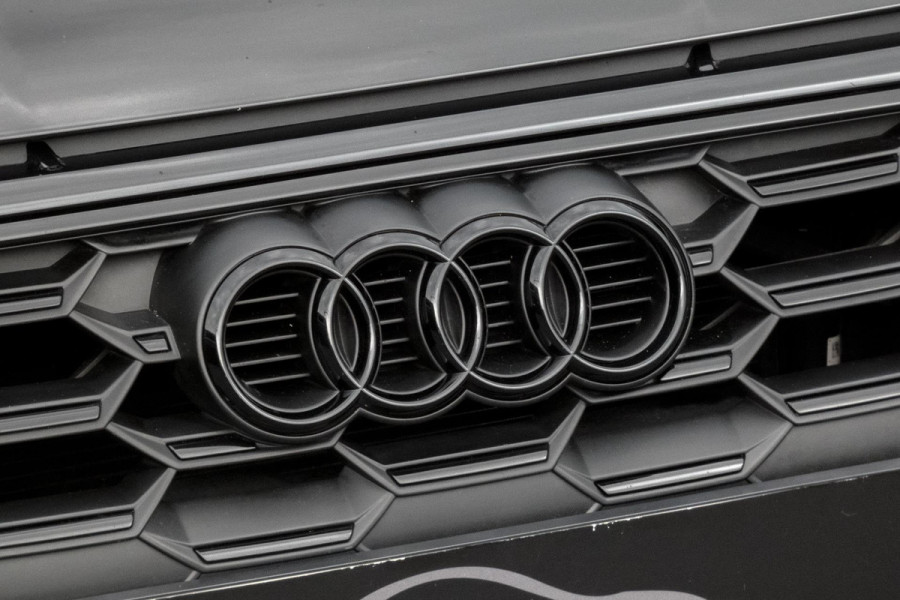 Audi A3 Limousine 2.0 TFSI quattro S3 Edition One | HEAD UP | RS SPORSTOELEN | MASSAGE STOELEN | BANG & OLUFSEN | PANO